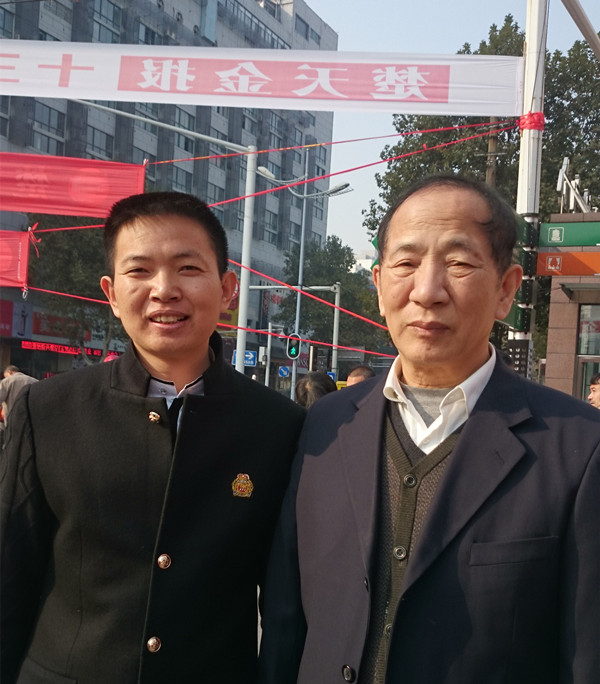 武漢皮新彩公益活動(dòng)